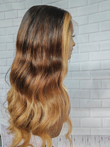 Pre-curled Pre-Lux Natural Hairline 13x6 Lace Highlight/ black Body Wave Wavy Wig