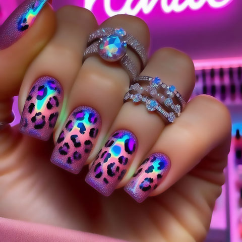 Dazzling Leopard Nail