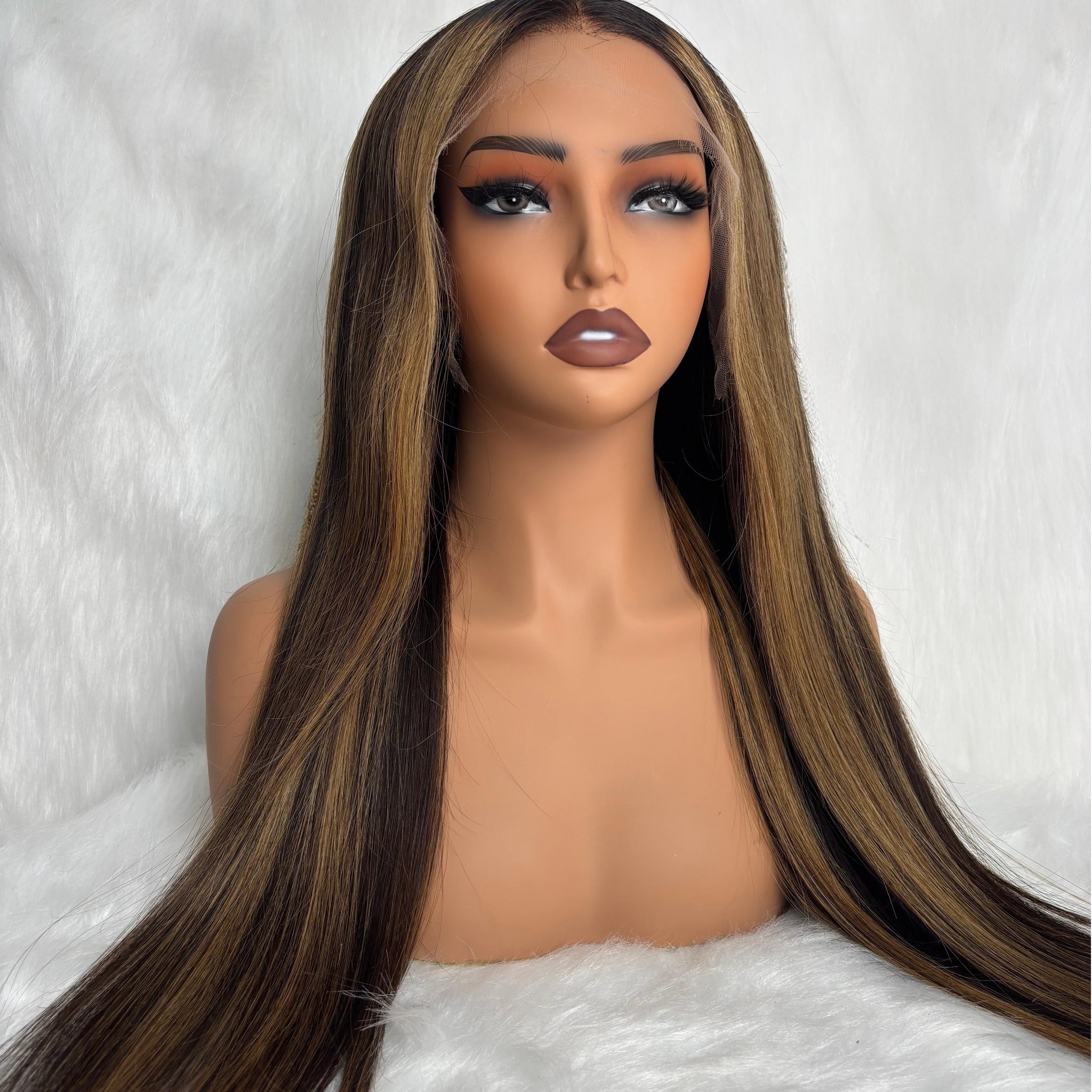 "Mini Knotless" 13x6 HD Lace Super Pre-plucked Hairline 250% Density Highlight Wig - Straight